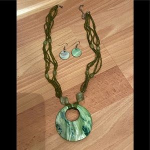 Necklace and earring set